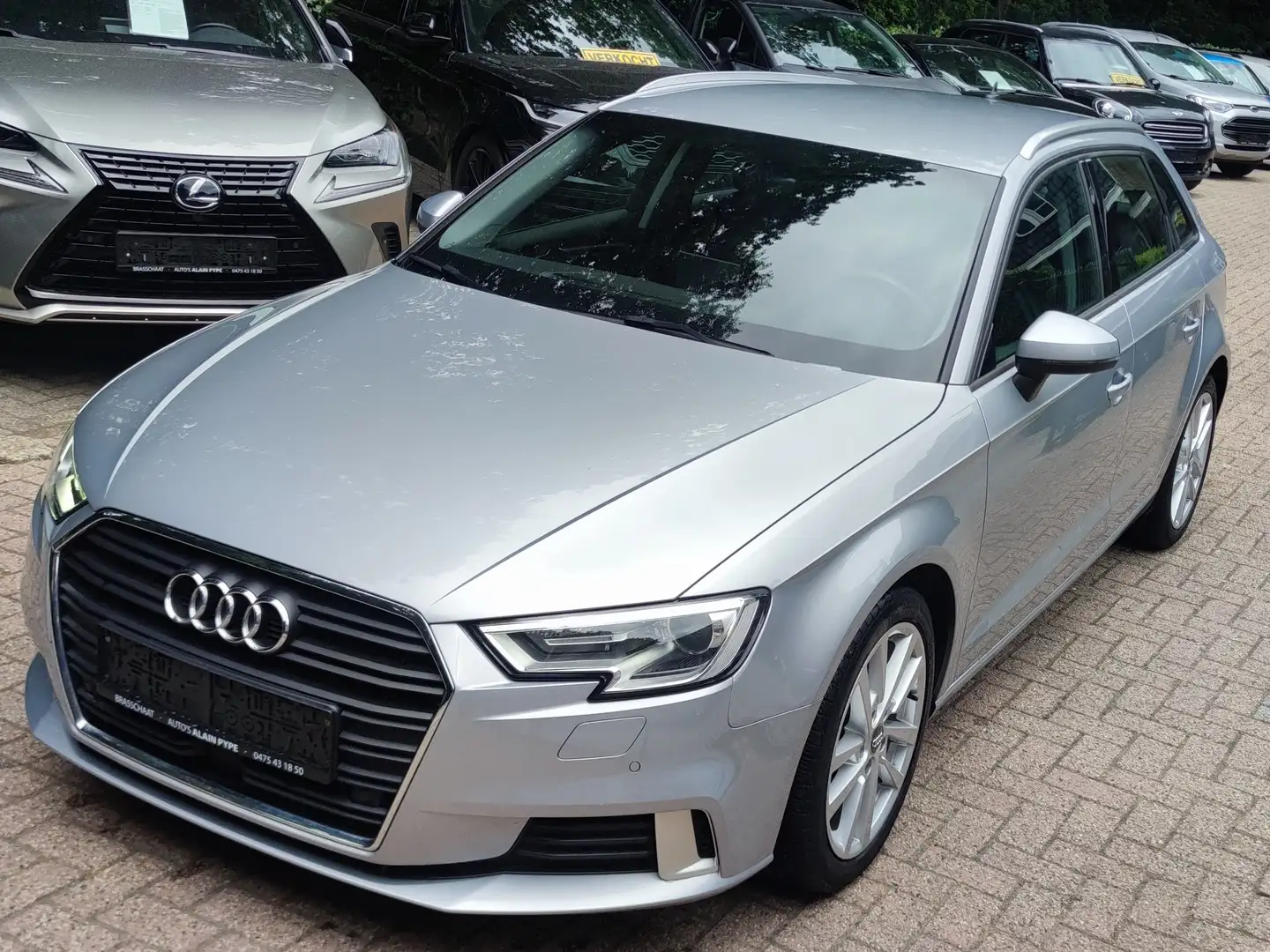 Audi A3 A3 1.5 T Automatik Ambient 57000 KM / NIEUWSTAAT Gris - 1