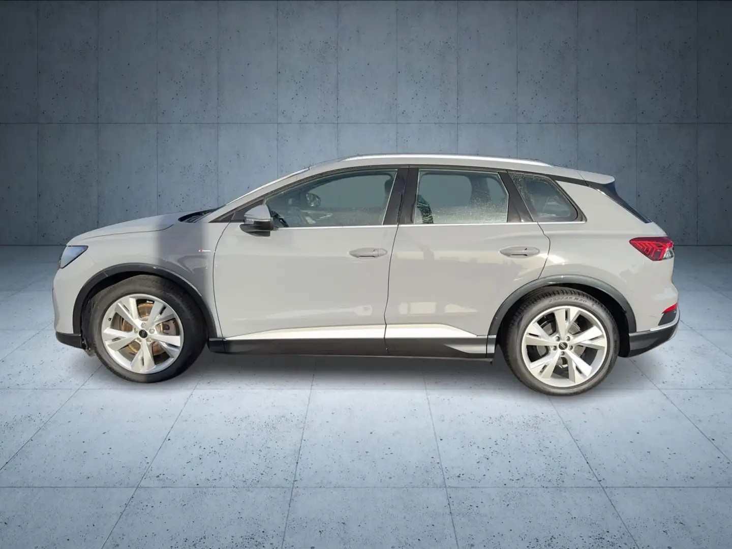 Audi Q4 e-tron S line 40 Nav/Komfort/connect/SHZ/19" Grau - 2