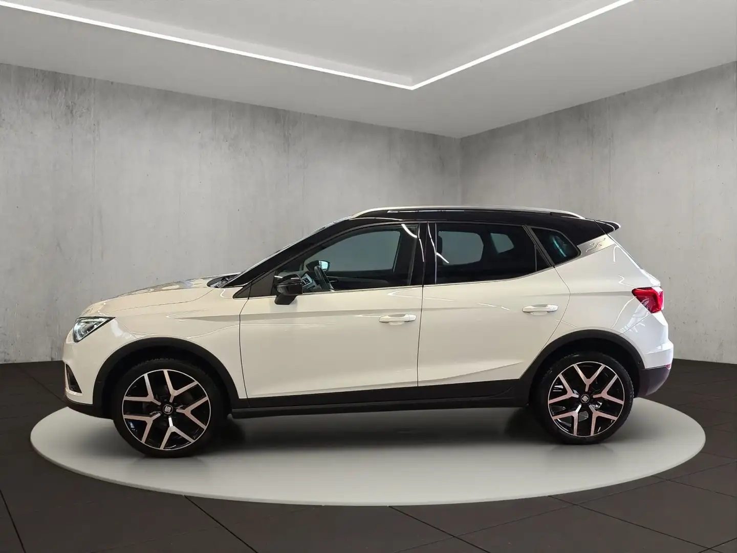 SEAT Arona 1.0 TSI FR OPF Weiß - 2
