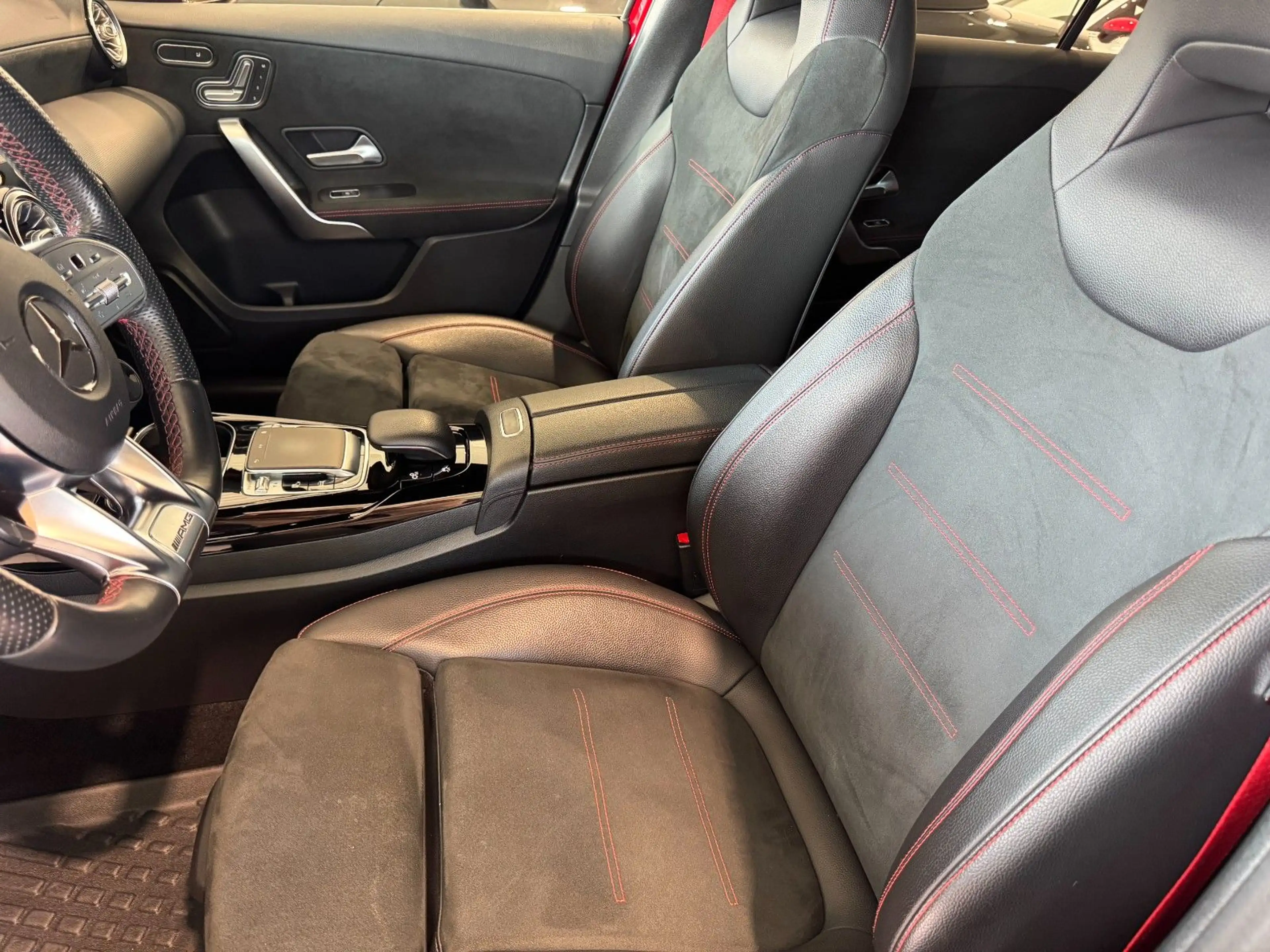 Mercedes-Benz A 35 AMG 4Matic SHZ/KAMERA/NAVI/MEMORY — photo 9
