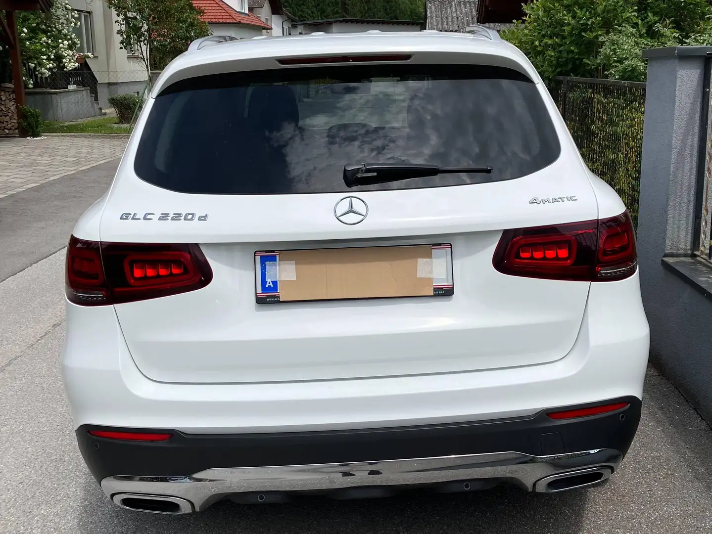 Mercedes-Benz GLC 220 GLC 220 d 4MATIC Aut. Weiß - 2