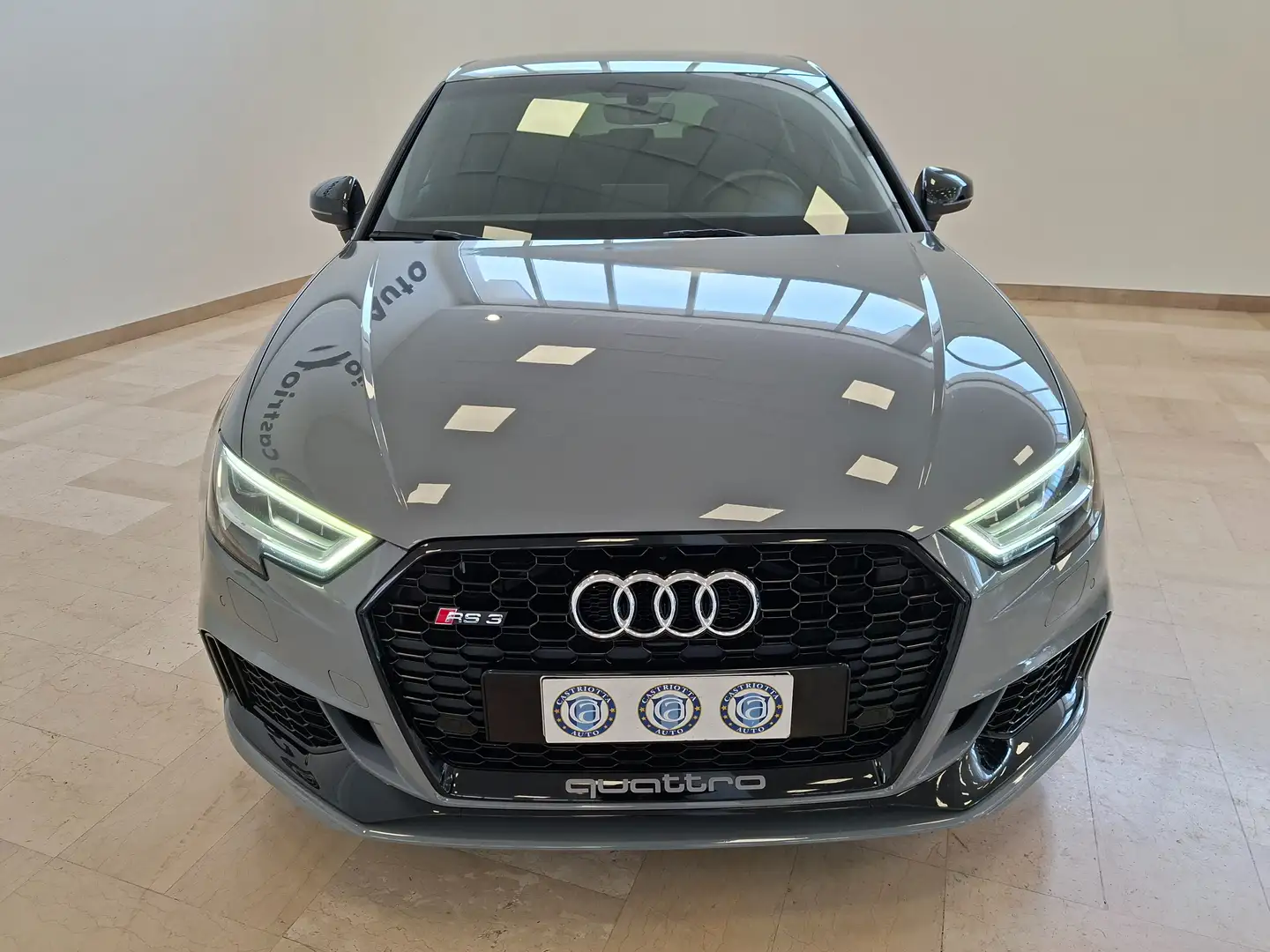 Audi RS3 Sportback 2.5 tfsi quattro s-tronic TAGL. in AUDI Gri - 2