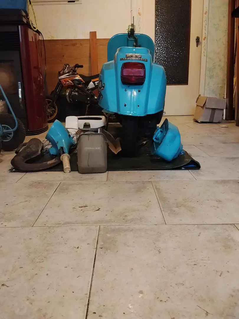 Piaggio Primavera et3 Albastru - 1