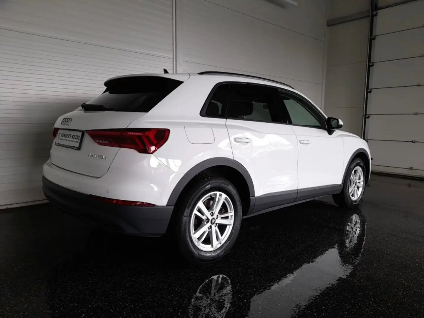 Audi Q3 "SPORT" 45 TFSI e S-tr. *VOLL LED / NAVI / SPORTSITZE / VIRTUELL / SHZG / VZ-ERKENNUNG / SPURHALTEASS. / 2-ZONEN-KLIMA* Weiß - 2