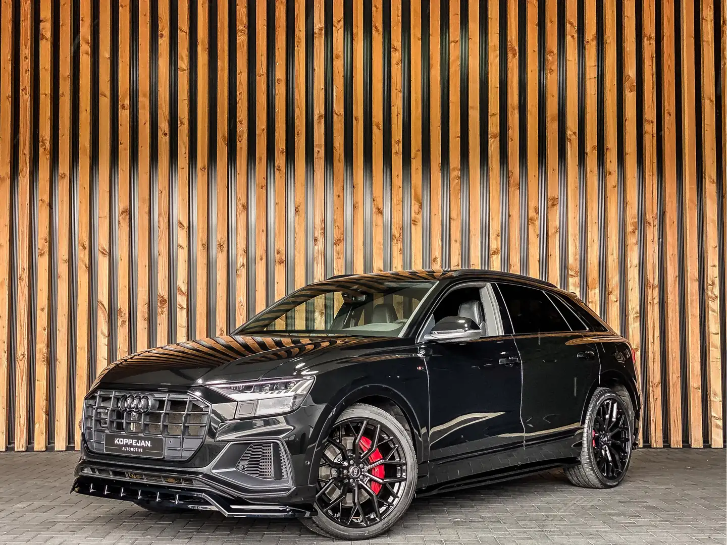Audi Q8 60 TFSIe 462PK Quattro Pro Line S Competition | PA Zwart - 2