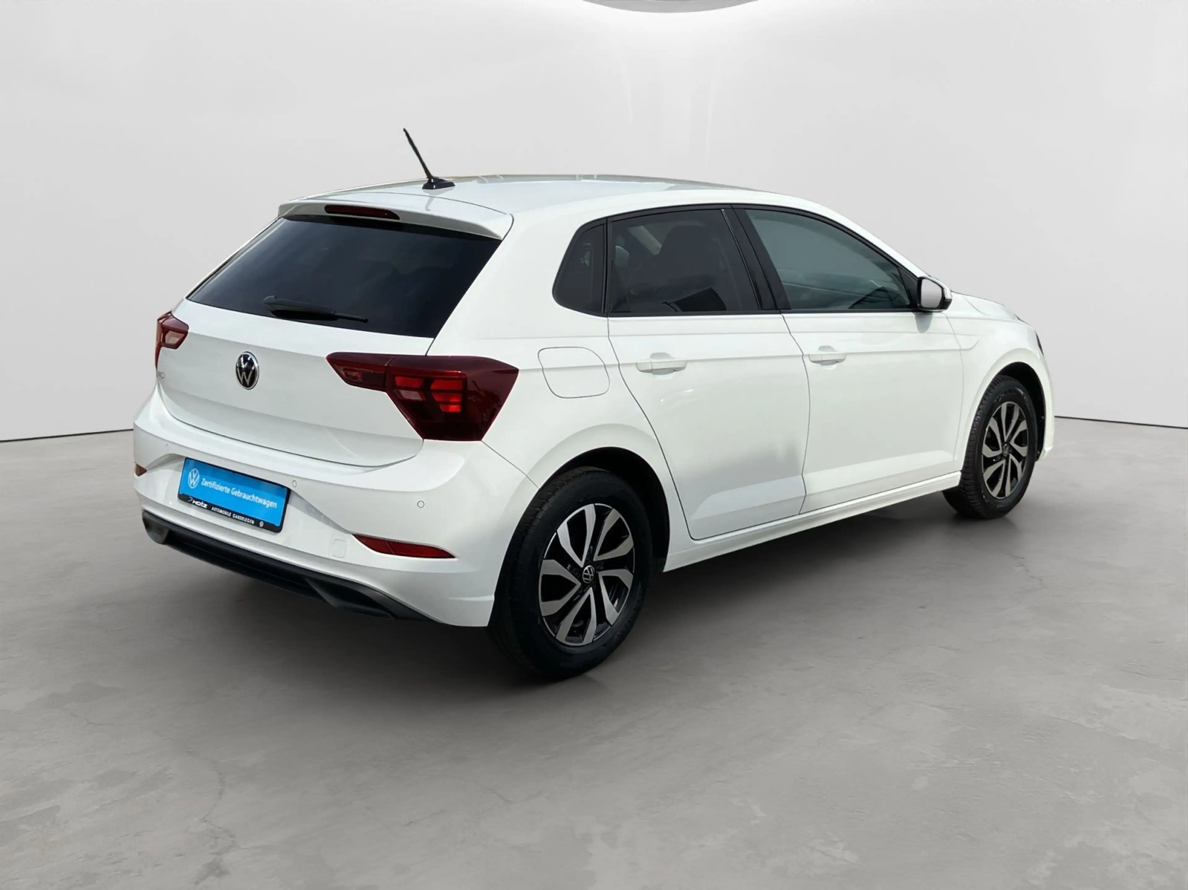 Volkswagen Polo VI 1.0 Active LED/APP/PDC — photo 5