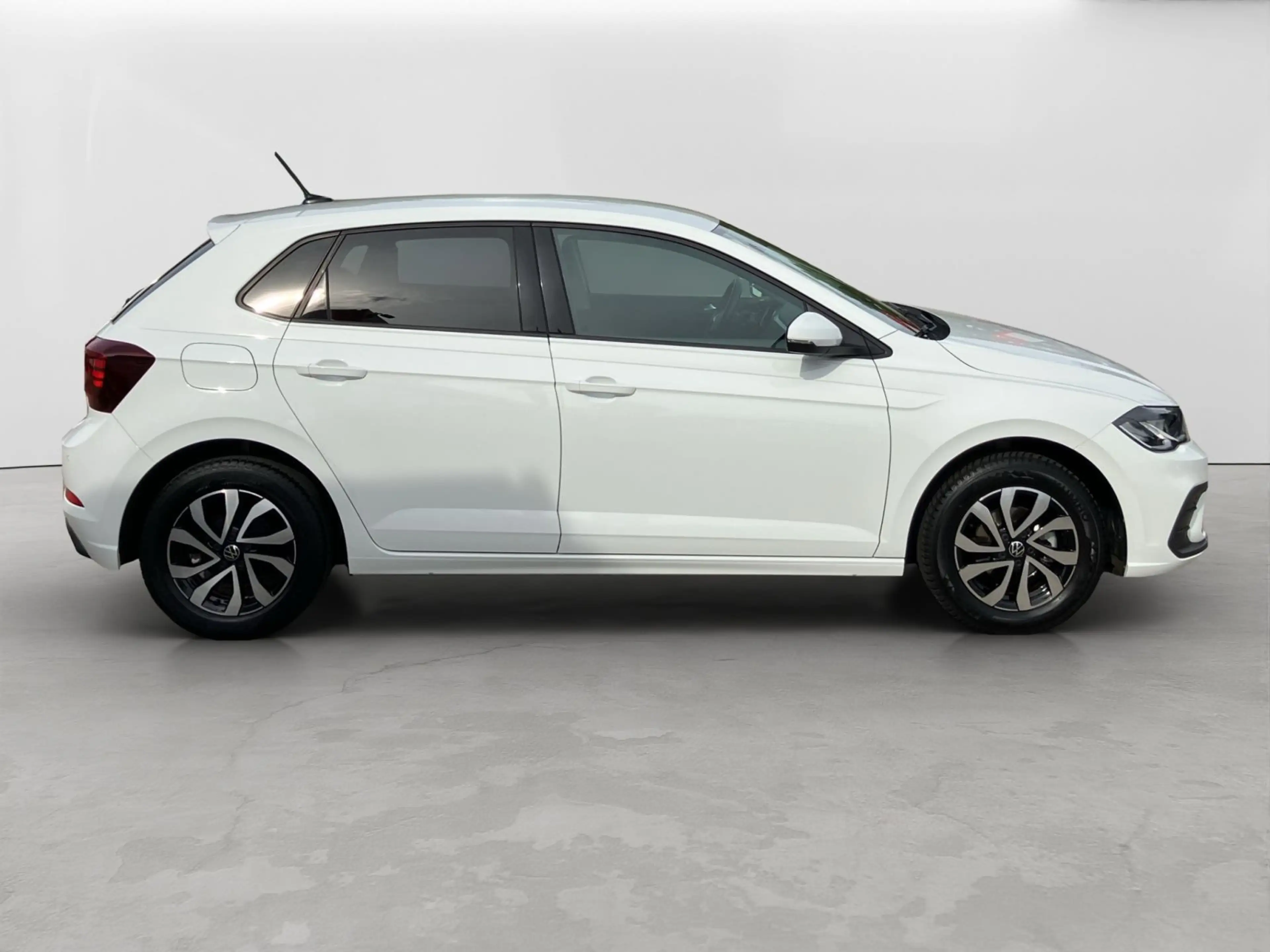 Volkswagen Polo VI 1.0 Active LED/APP/PDC — photo 6