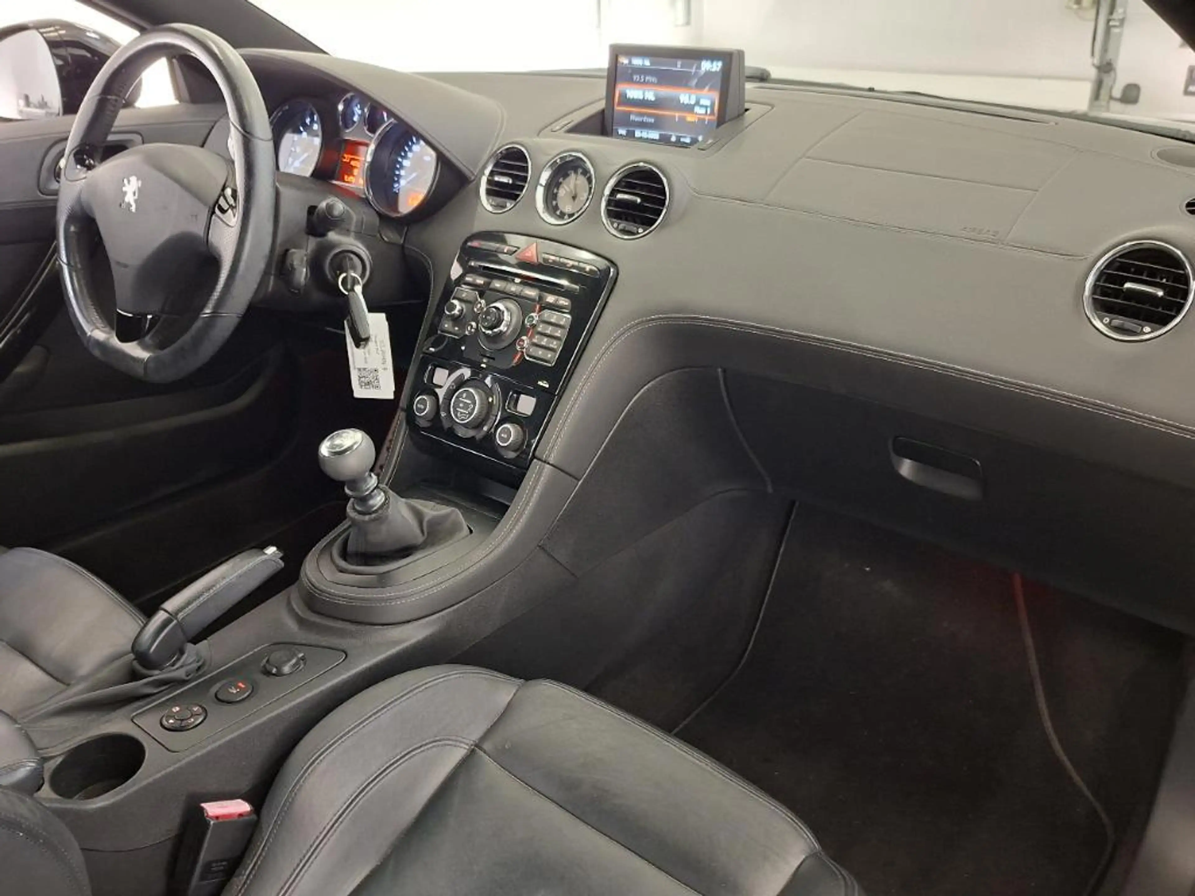 Peugeot RCZ 1.6 THP — photo 8