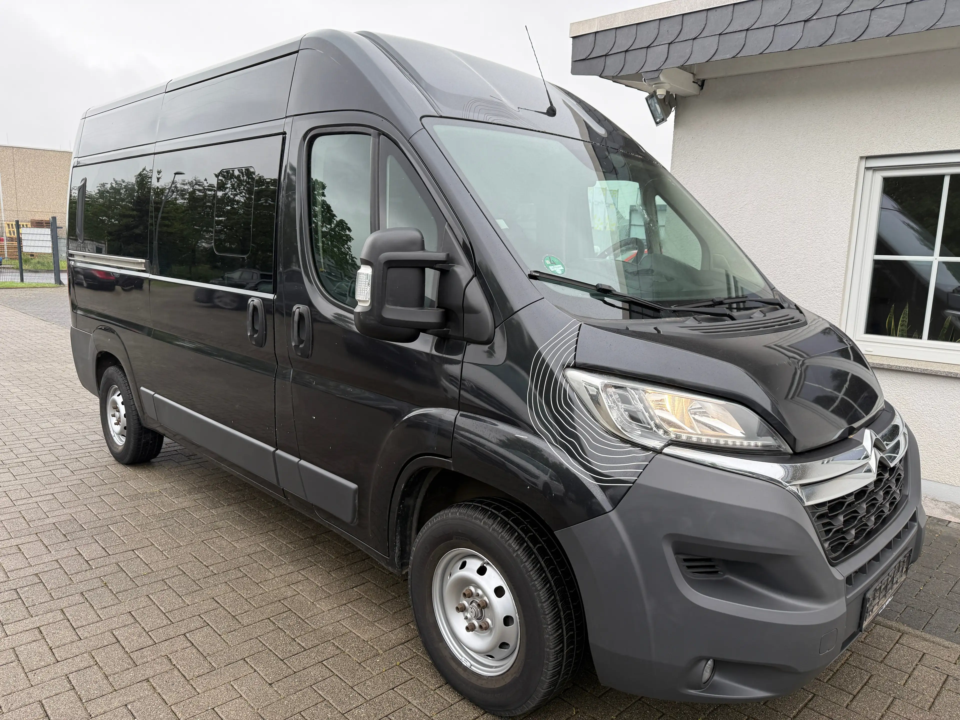 Citroen Jumper 33 L2H2 Live e-HDi 130 8 Sitzer — photo 2