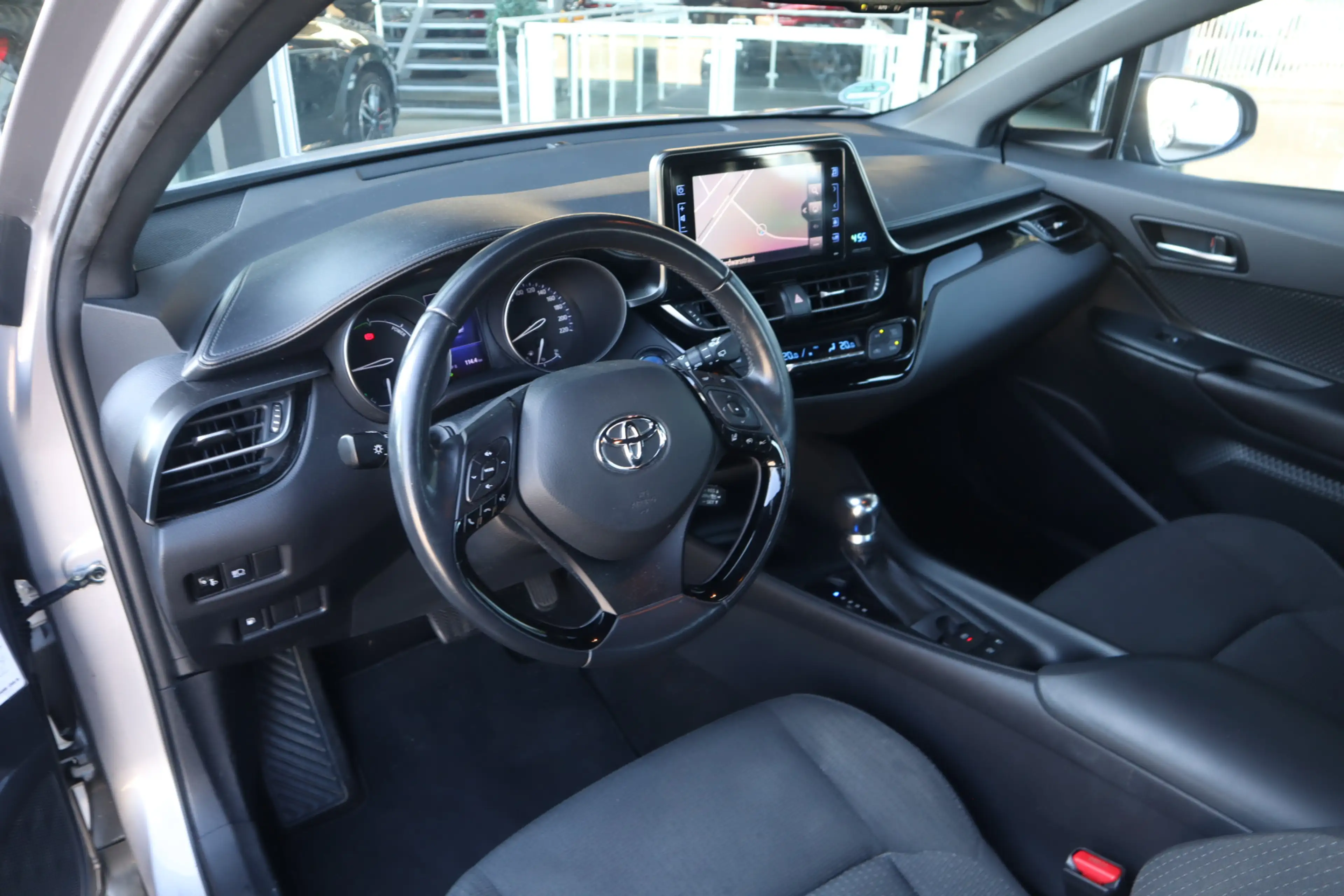 Toyota C-HR 1.8 Hybrid Dynamic | ACC | Camera | Clima | 17” — photo 7
