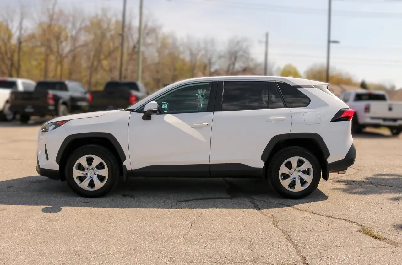 Toyota RAV 4 снимка Toyota RAV 4