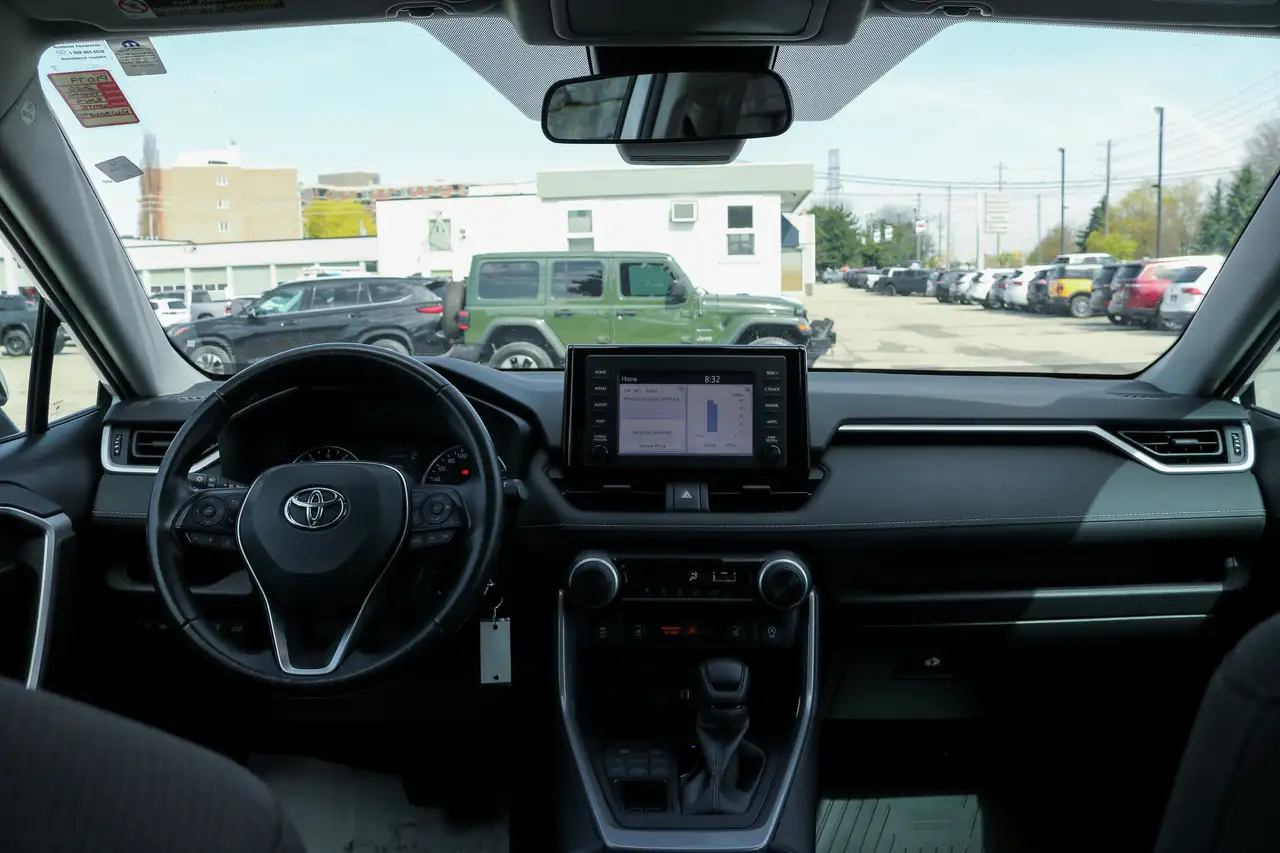Toyota RAV 4 снимка Toyota RAV 4