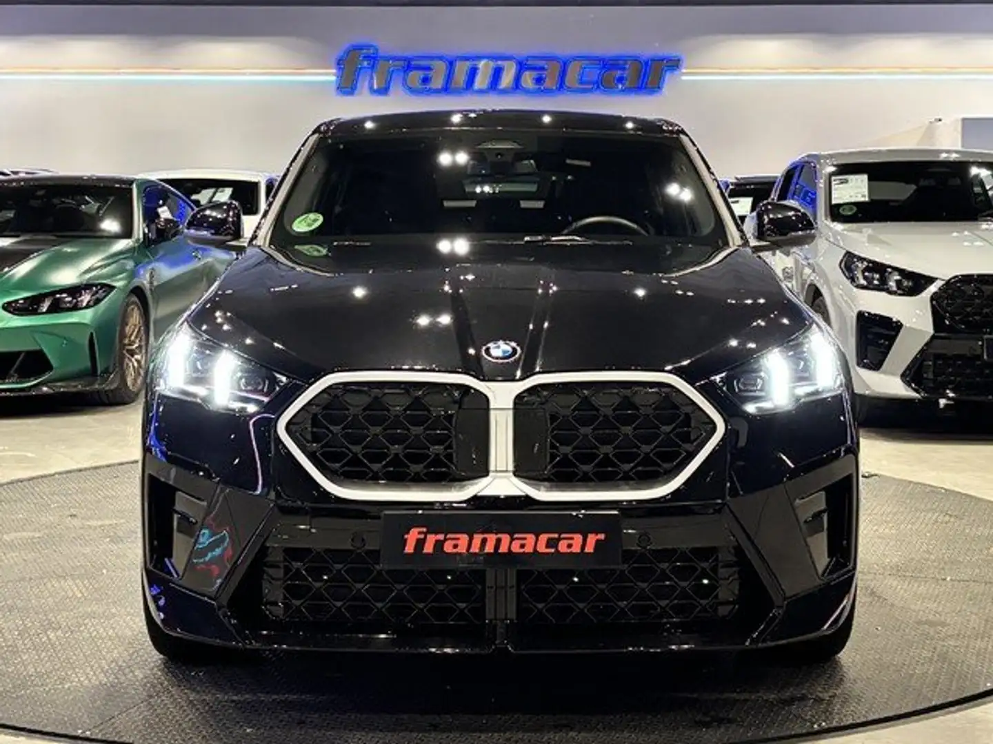 BMW X2 sDrive 20dA Negro - 2