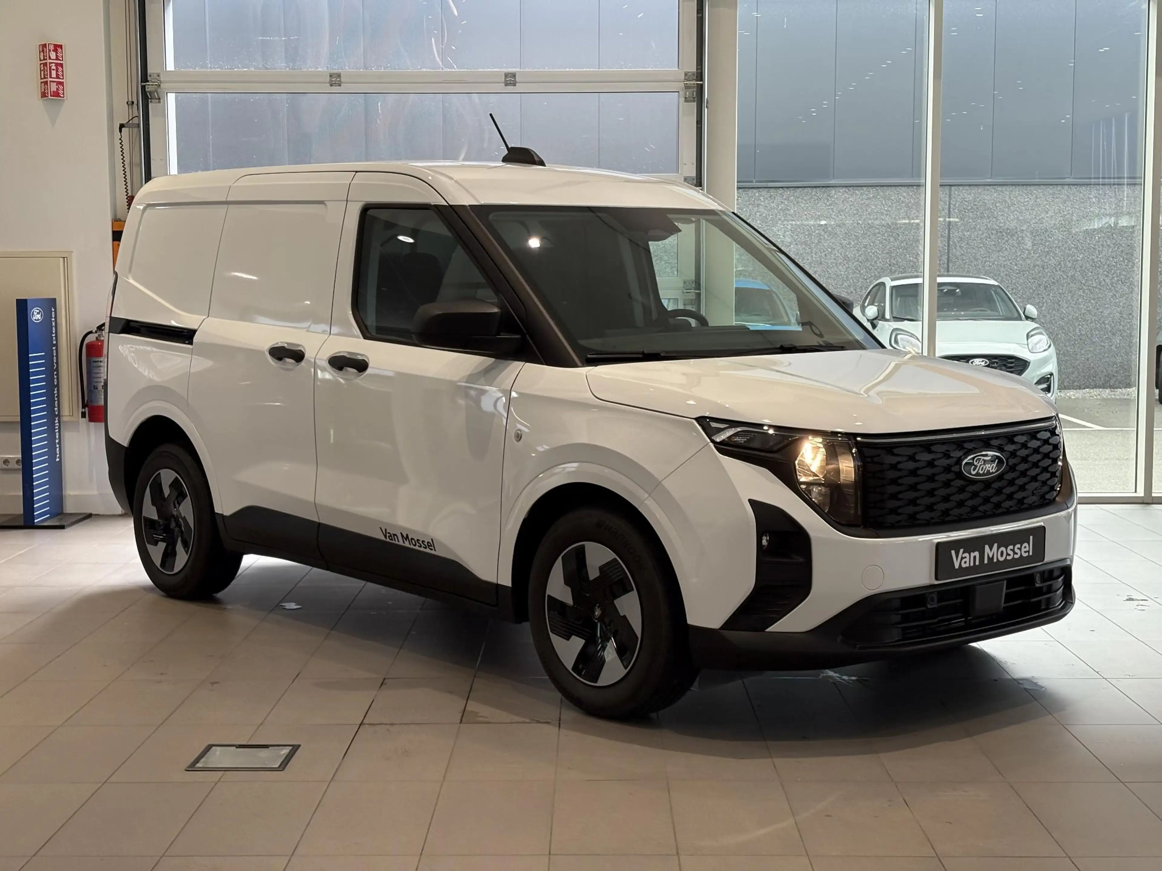 Ford Transit Courier E-Transit Trend 46kWh | Voorraad Voordeel! | Camer — photo 4