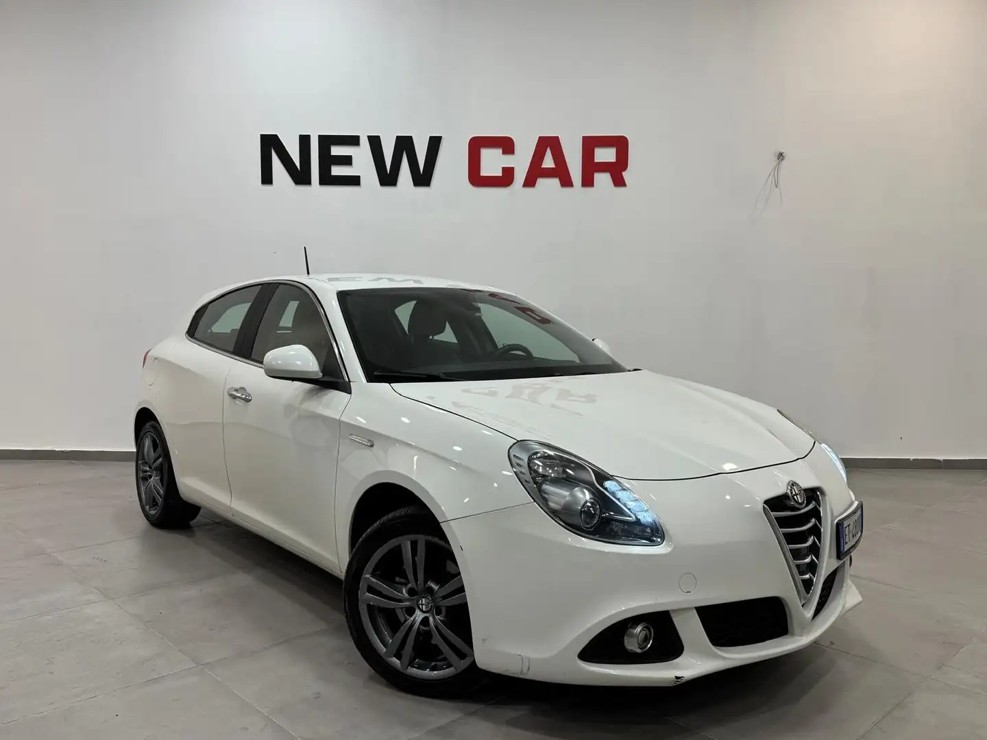 Alfa Romeo Giulietta 2.0 JTDm-2 150 CV Exclusive White - 1