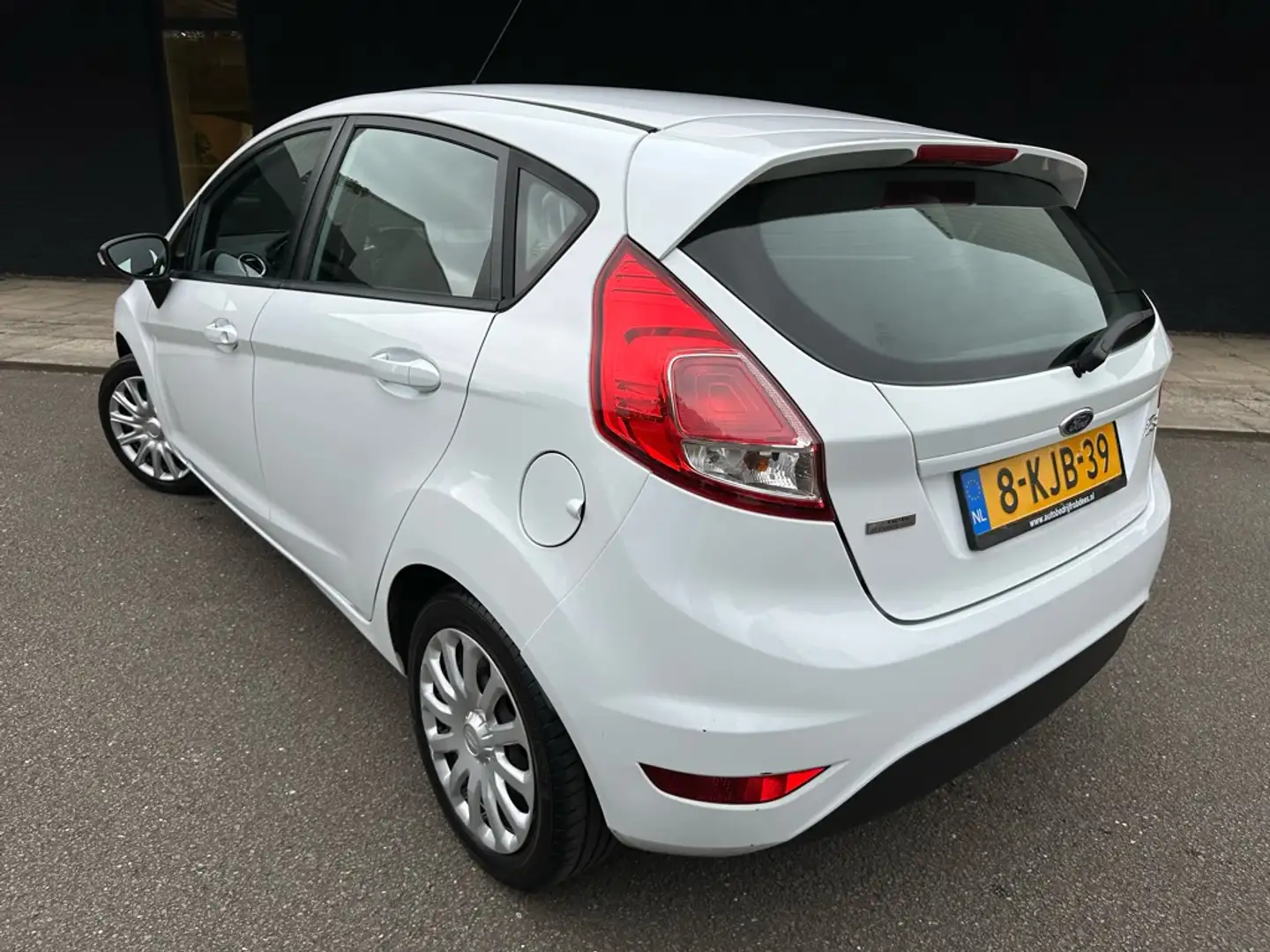 Ford Fiesta 1.0 Champion // Nieuwe distributie // Wit - 2