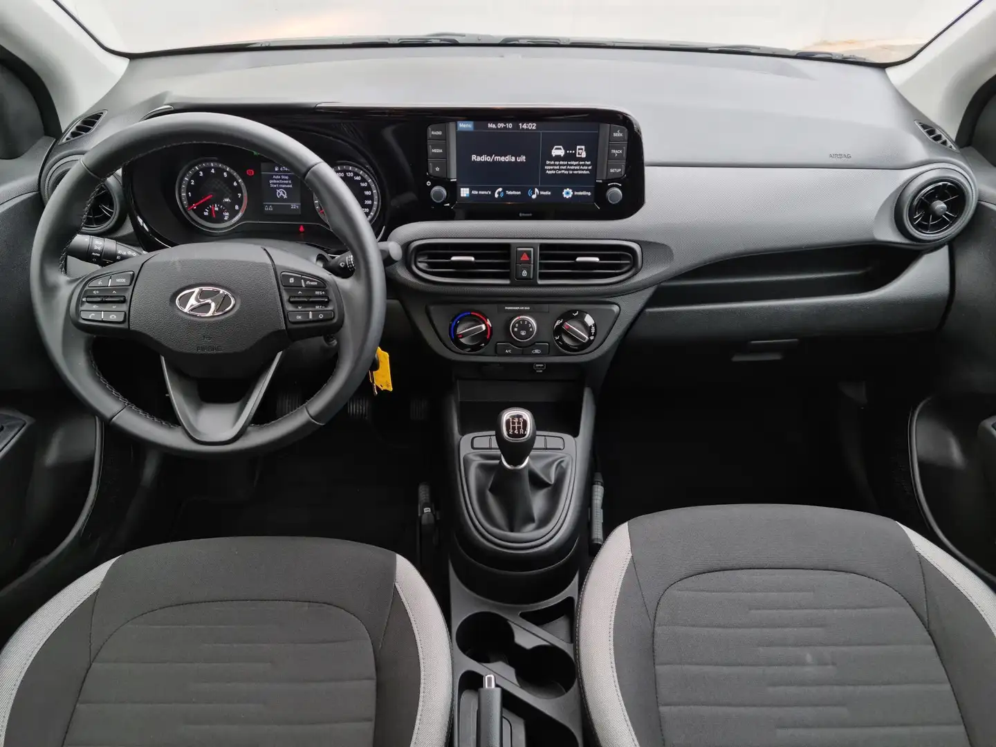 Hyundai i10 1.0 Comfort / Private Lease Vanaf €275 / Origineel Grey - 2