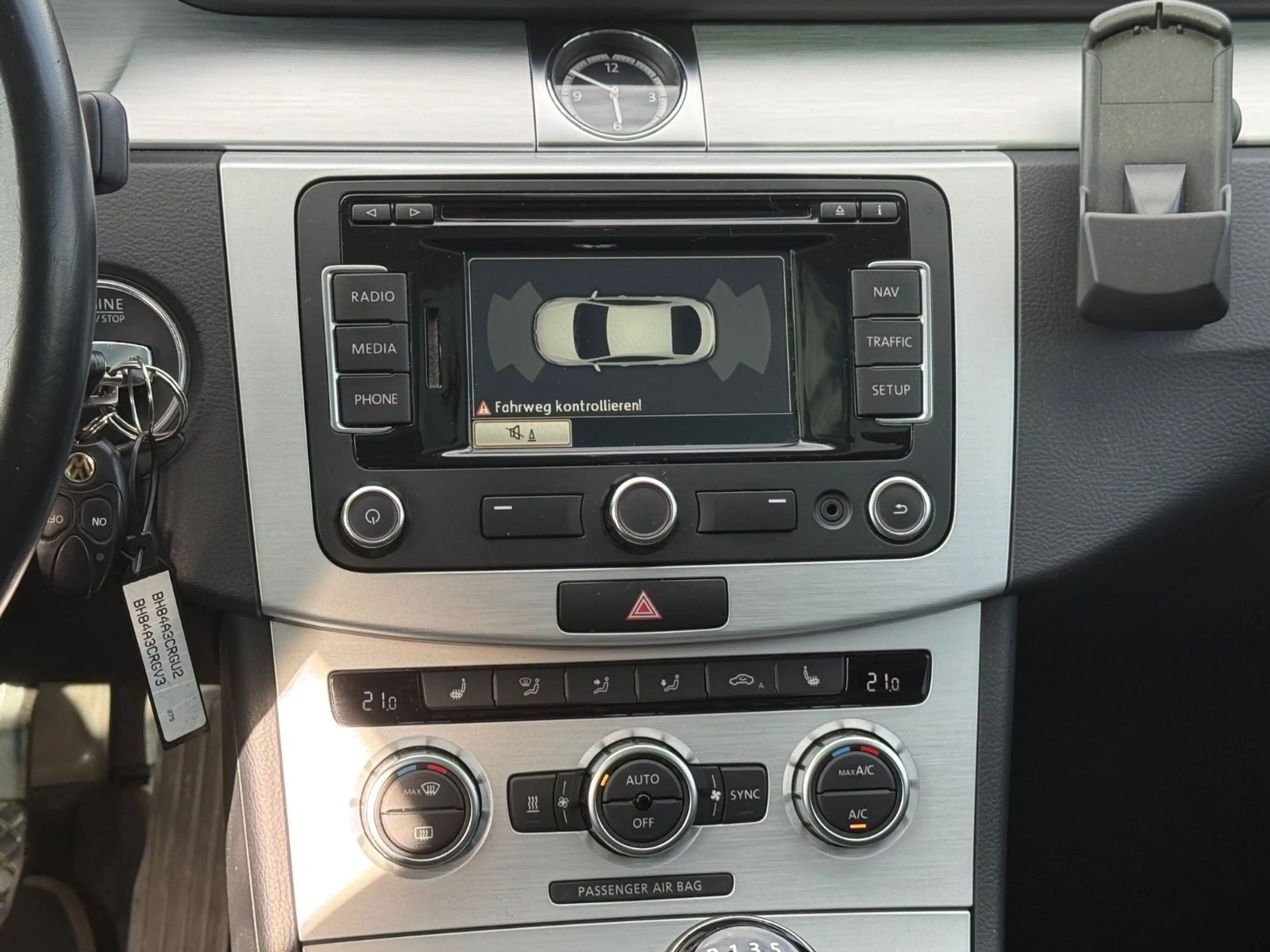 Volkswagen CC Basis — photo 15