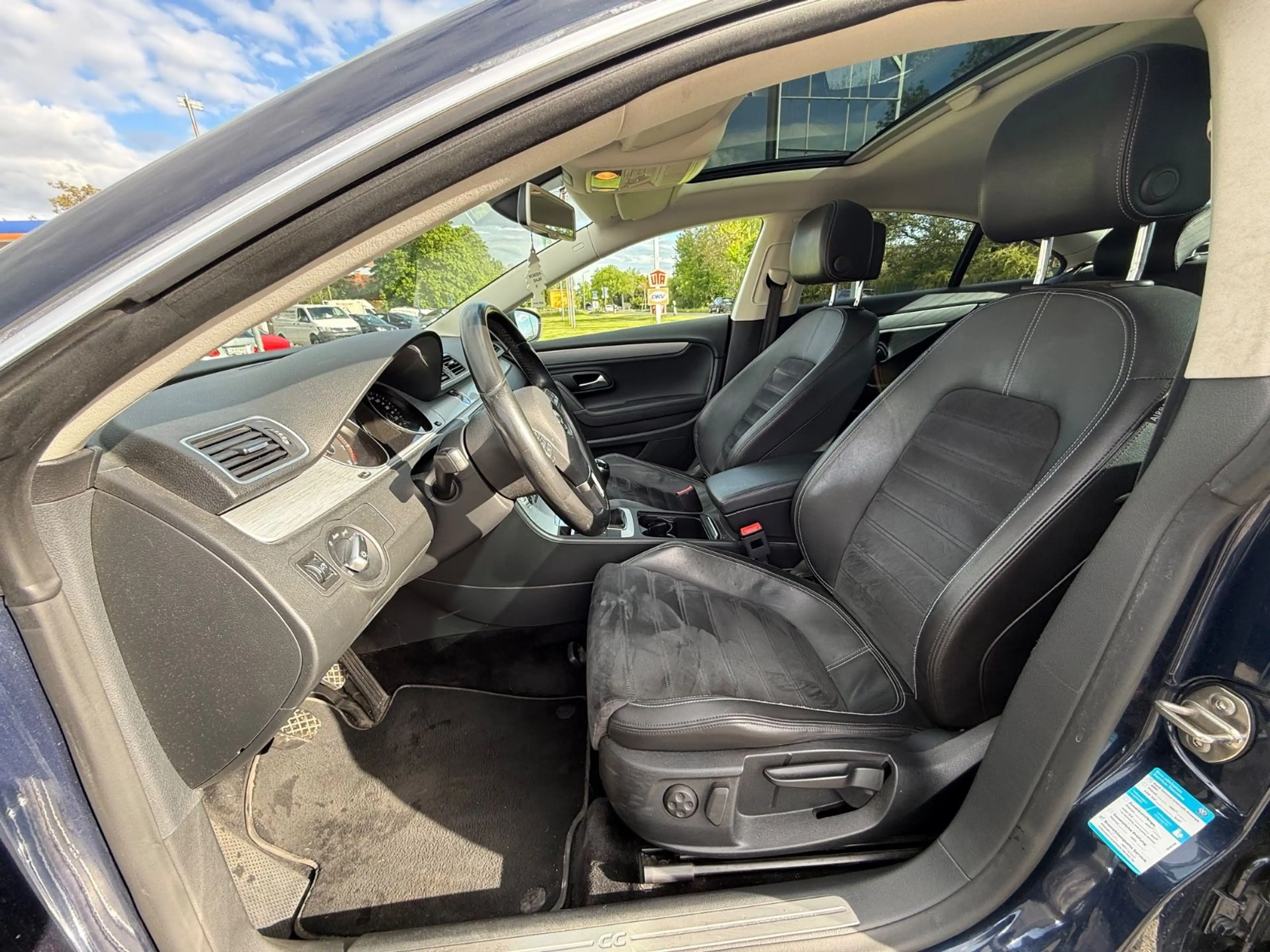 Volkswagen CC Basis — photo 10