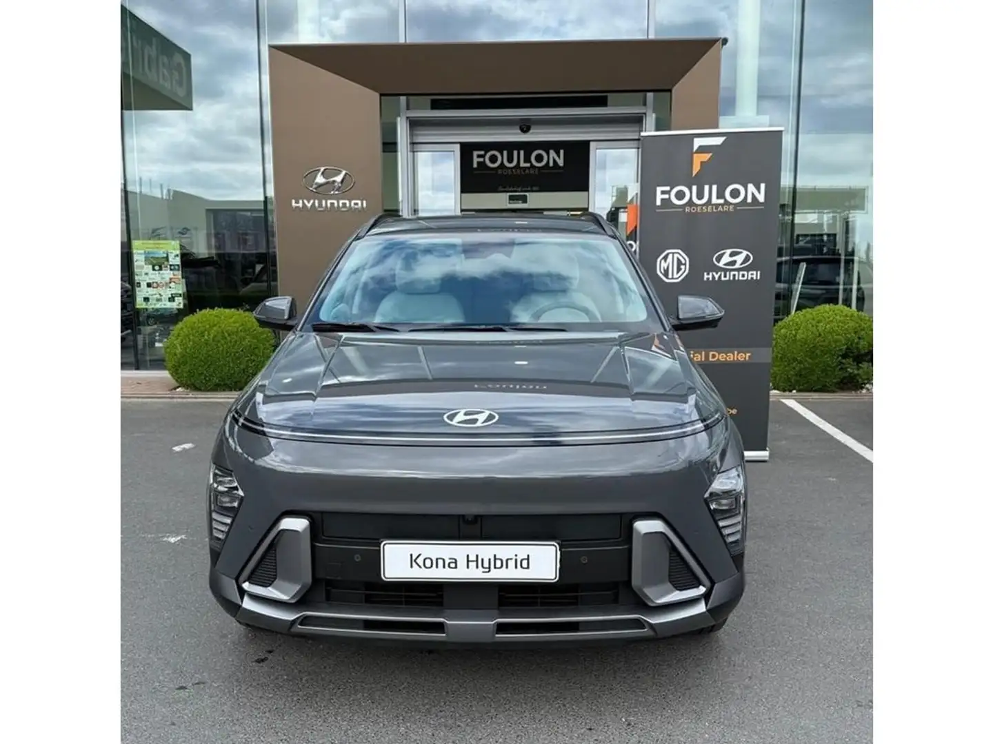 Hyundai KONA 1.6 GDI Hybrid Shine + grey int Gris - 2