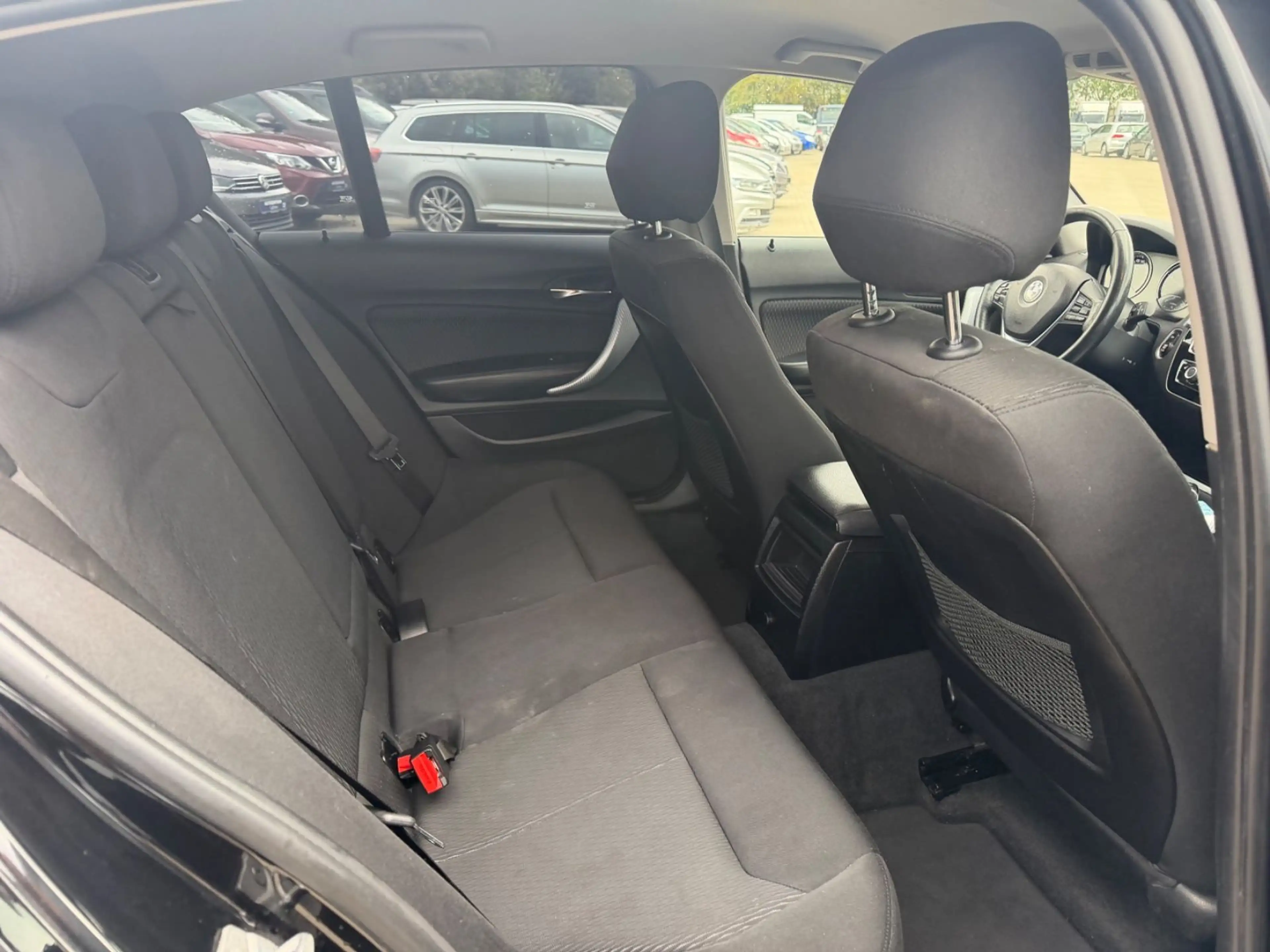 BMW 116 d Advantage/EURO6/NAVI/TEMPOMAT — photo 13
