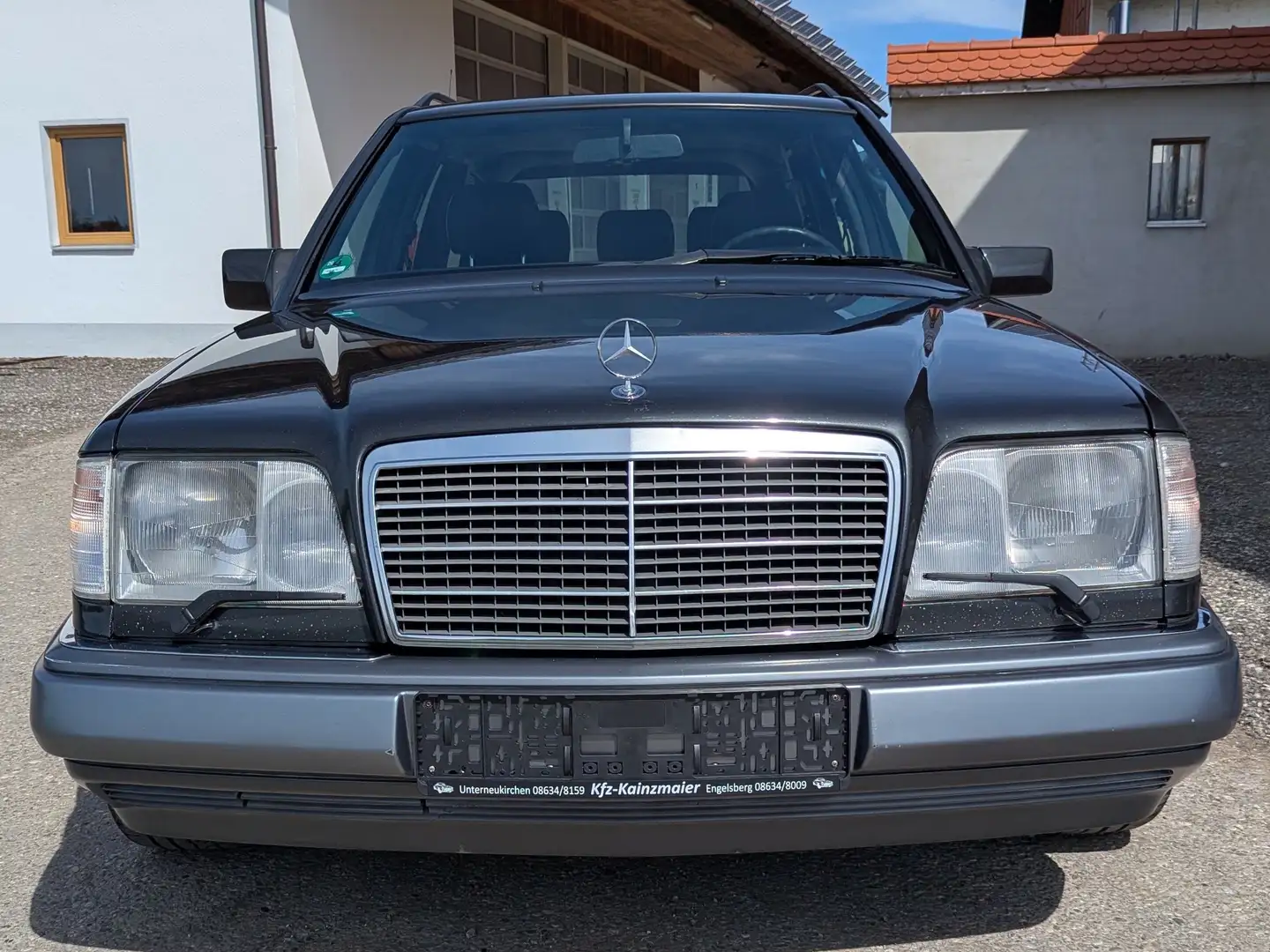 Mercedes-Benz E 320 E-Klasse T Noir - 1