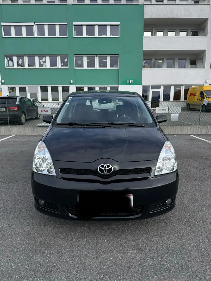 Toyota Corolla Verso 2.2 D-4D Executive - 2