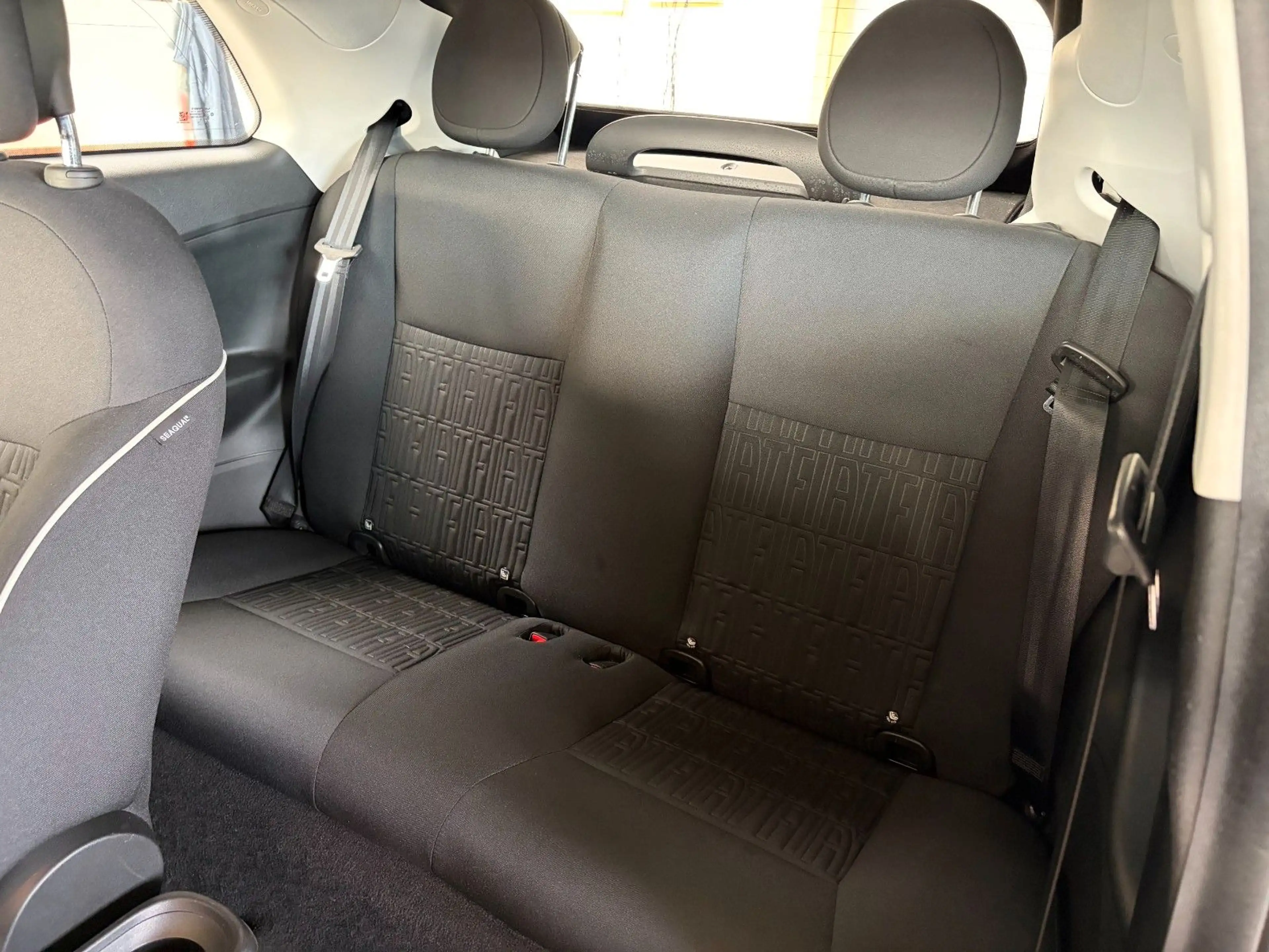 Fiat 500e Cabrio 87KW /APP/DAB/LANE/NAVI/TEMPOMAT — photo 9