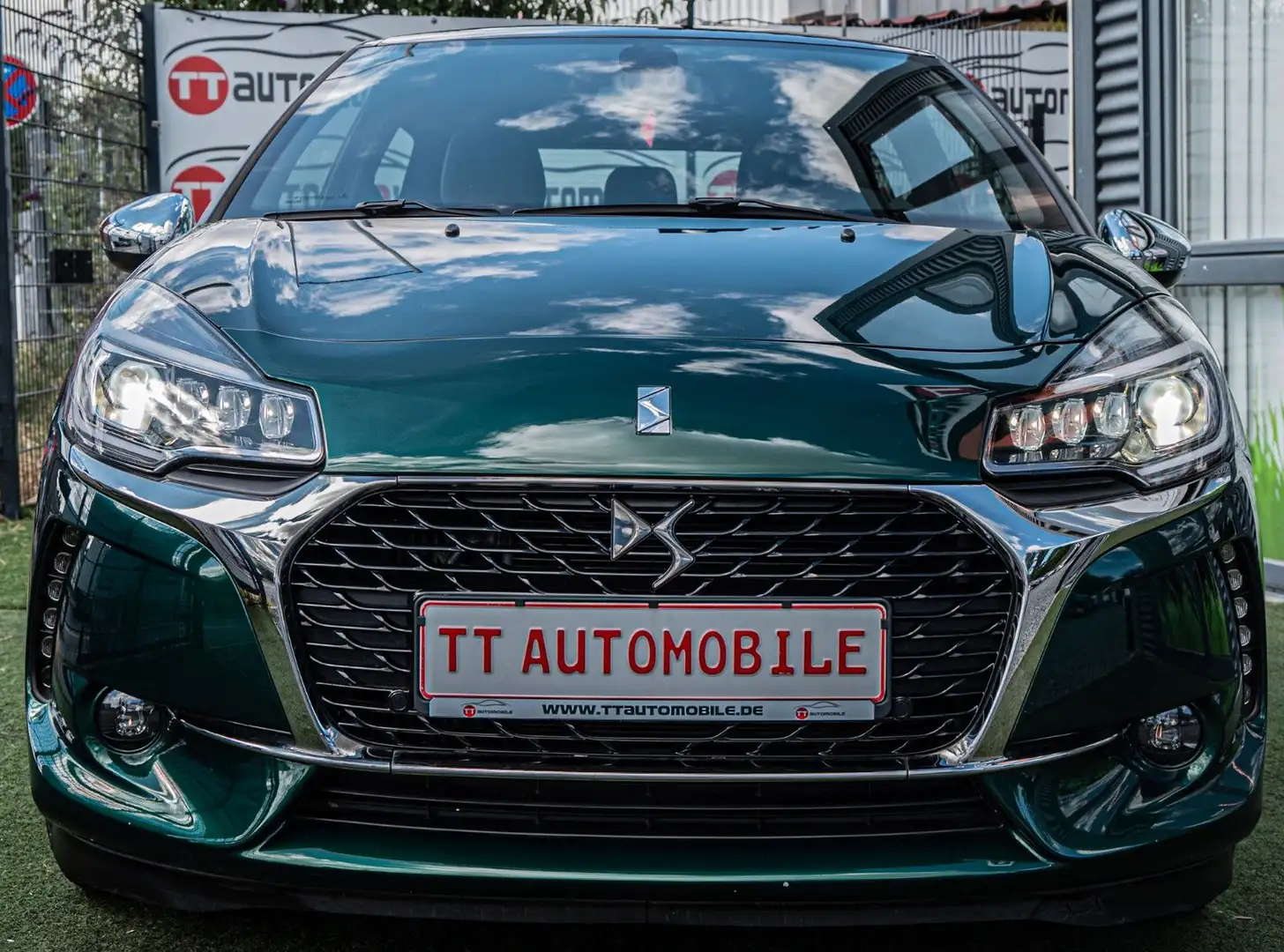 DS Automobiles DS 3 Connected Chic  |NAVI|PDC|KAMERA|XENON Verde - 2