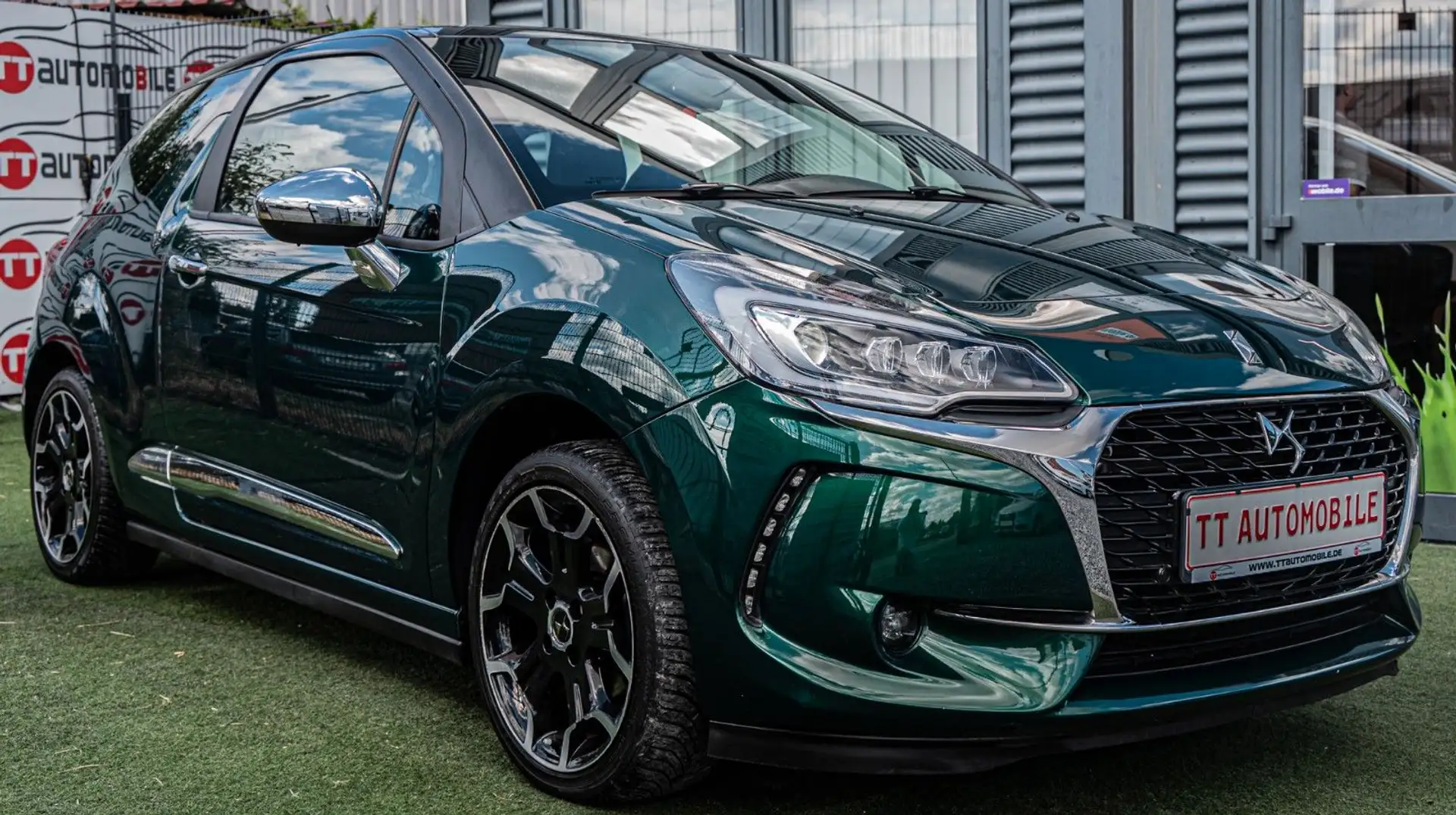 DS Automobiles DS 3 Connected Chic  |NAVI|PDC|KAMERA|XENON Verde - 1