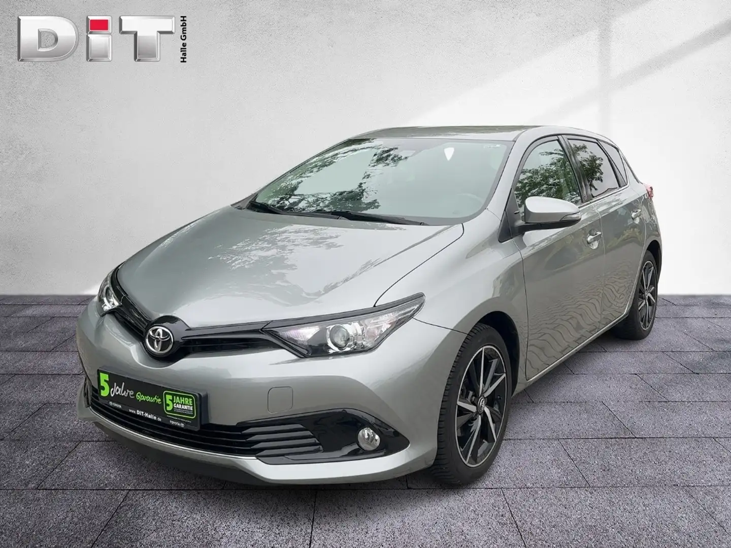 Toyota Auris 1.2 Turbo Team D Klima Kamera Sitzhzg Silber - 1