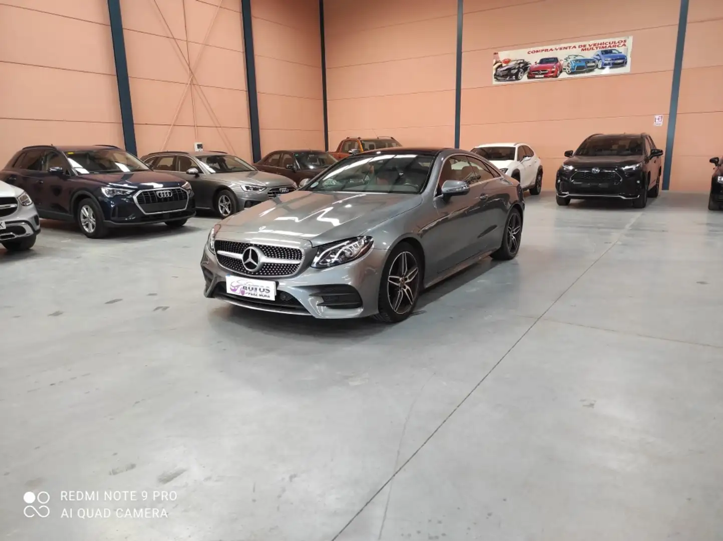 Mercedes-Benz E 220 Coupé 220d 9G-Tronic Beige - 2