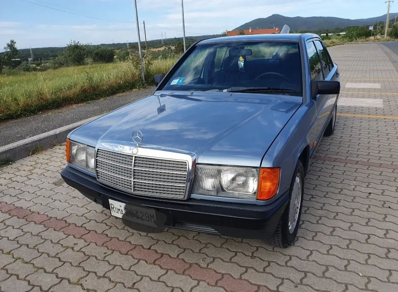 Mercedes-Benz 190 2.0 E 122cv, foto 1