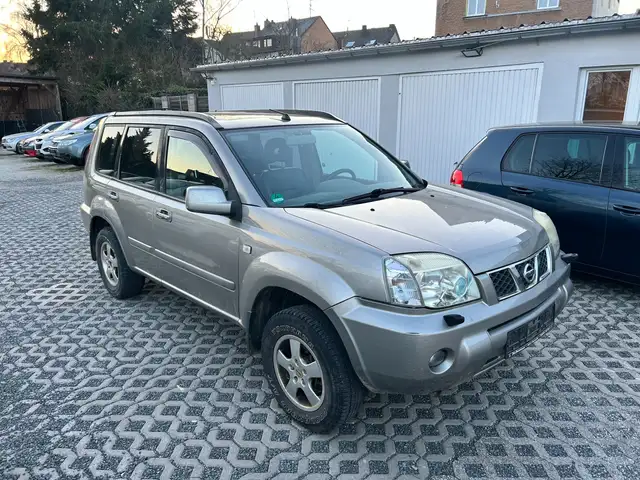 Nissan X-Trail Elegance
