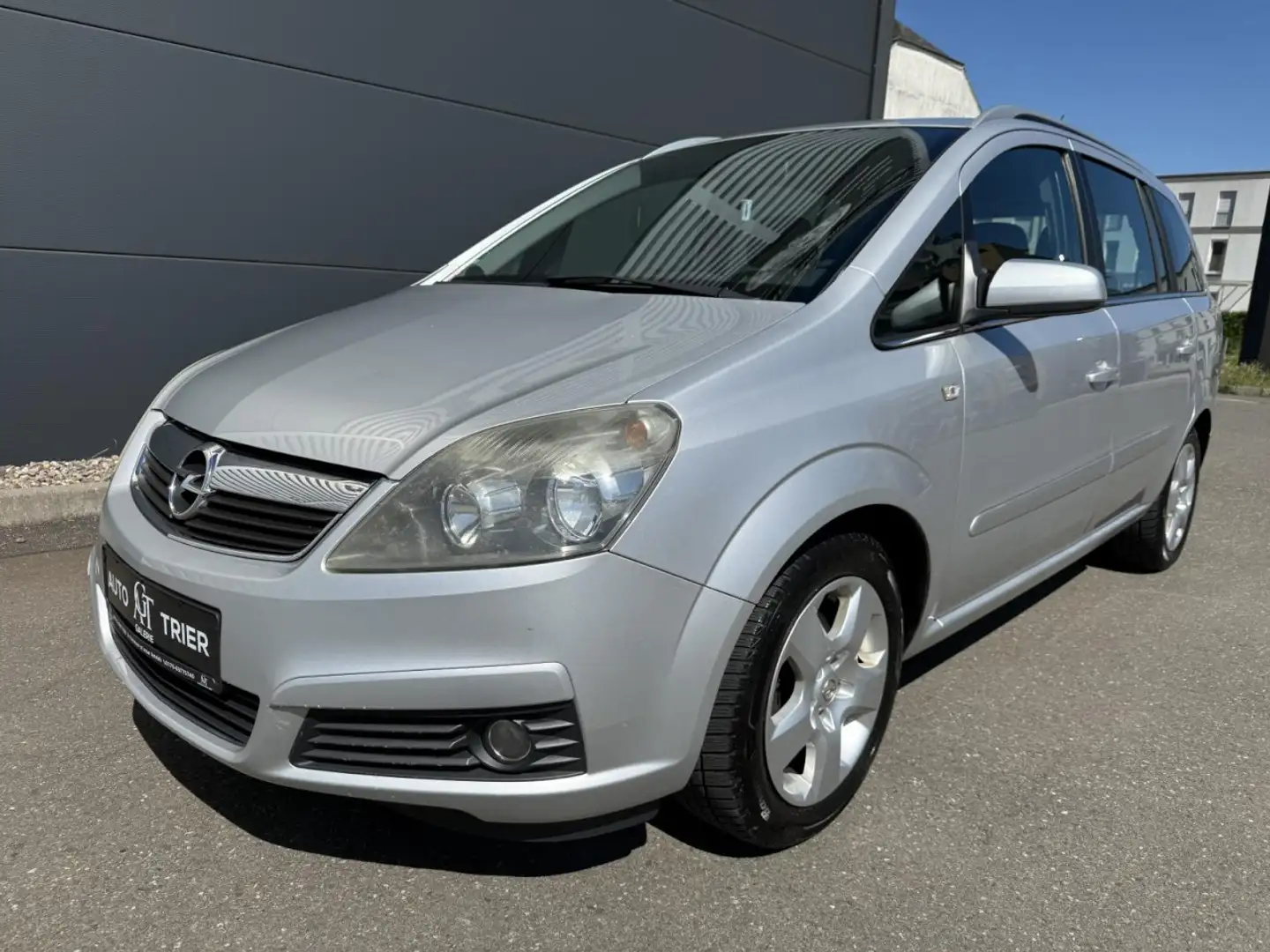 Opel Zafira B 1.6 Edition 7 Sitzer AHK MFL KLIMA TOP Klima Plateado - 2