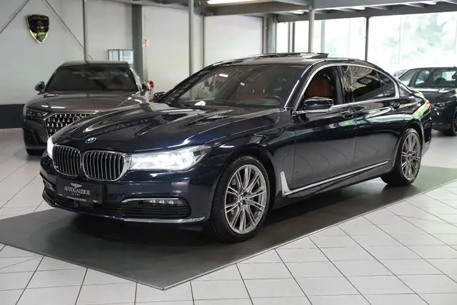BMW 750 dx LANG*EXEC.LOUNG*SKY LOUNGE*FOND TV*BOWERS