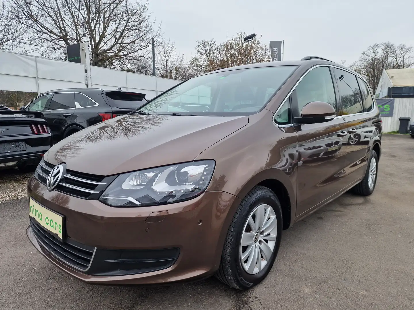 Volkswagen Sharan Comfortline BMT 2,0 TDI DPF DSG /Automatik/6 Sitze Braun - 1