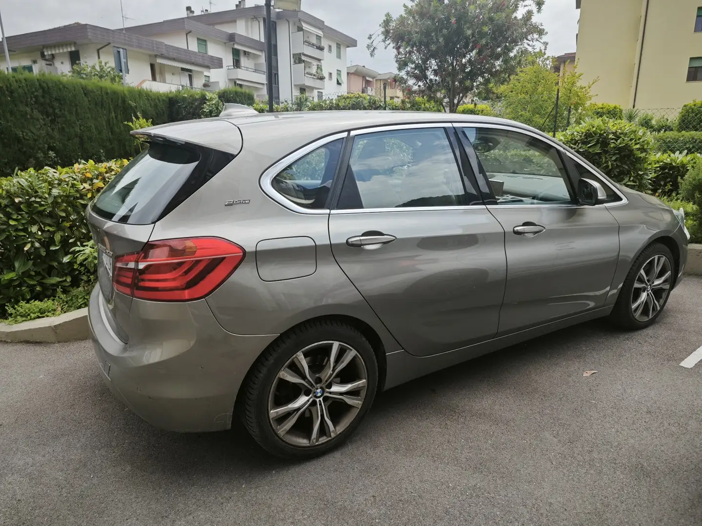 BMW 225 225Xe Active Tourer xdrive Luxury auto - 2