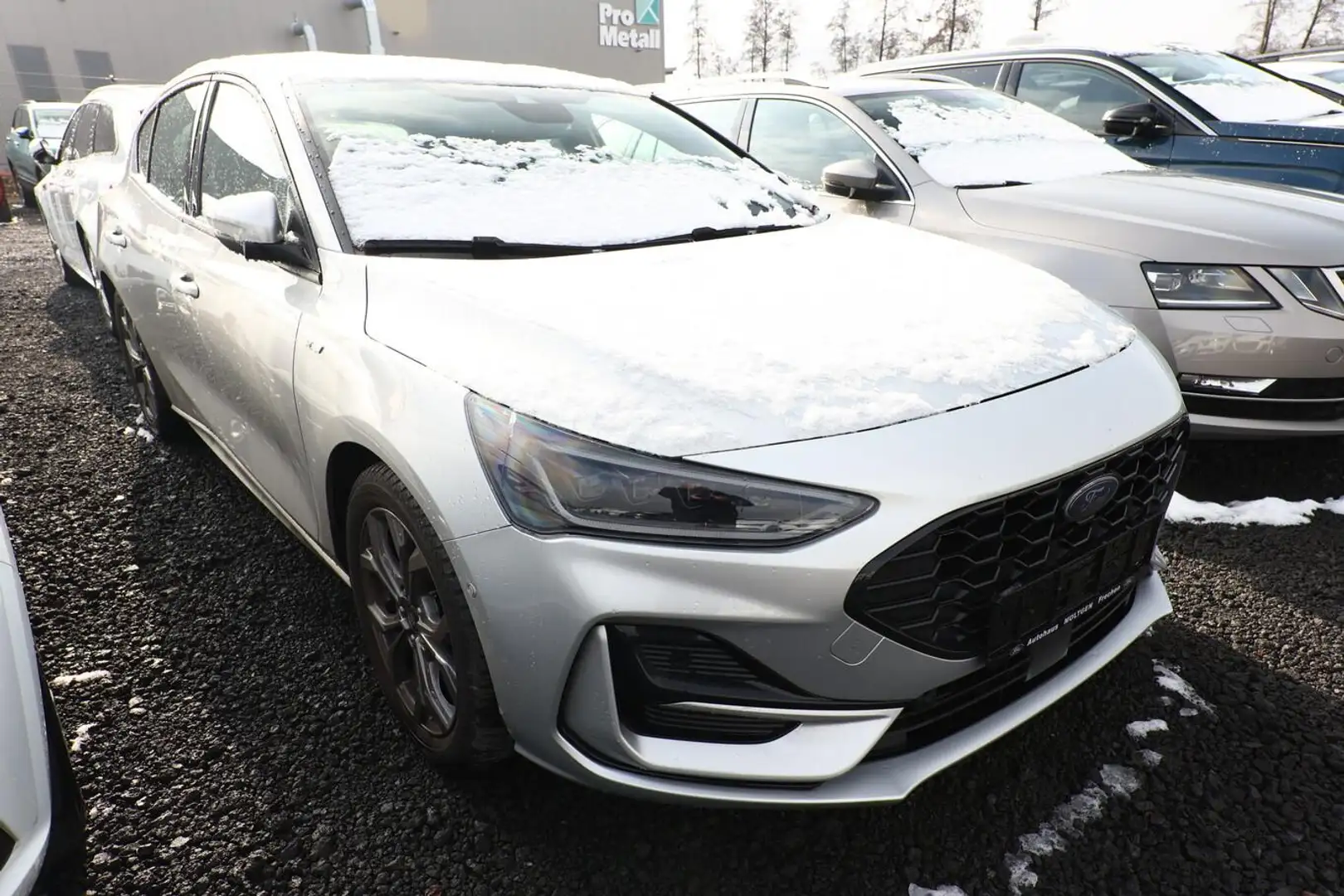 Ford Focus ST-Line 1.0 EB 125 Aut. LED Nav ACC PDC SH 92 k... Argent - 2