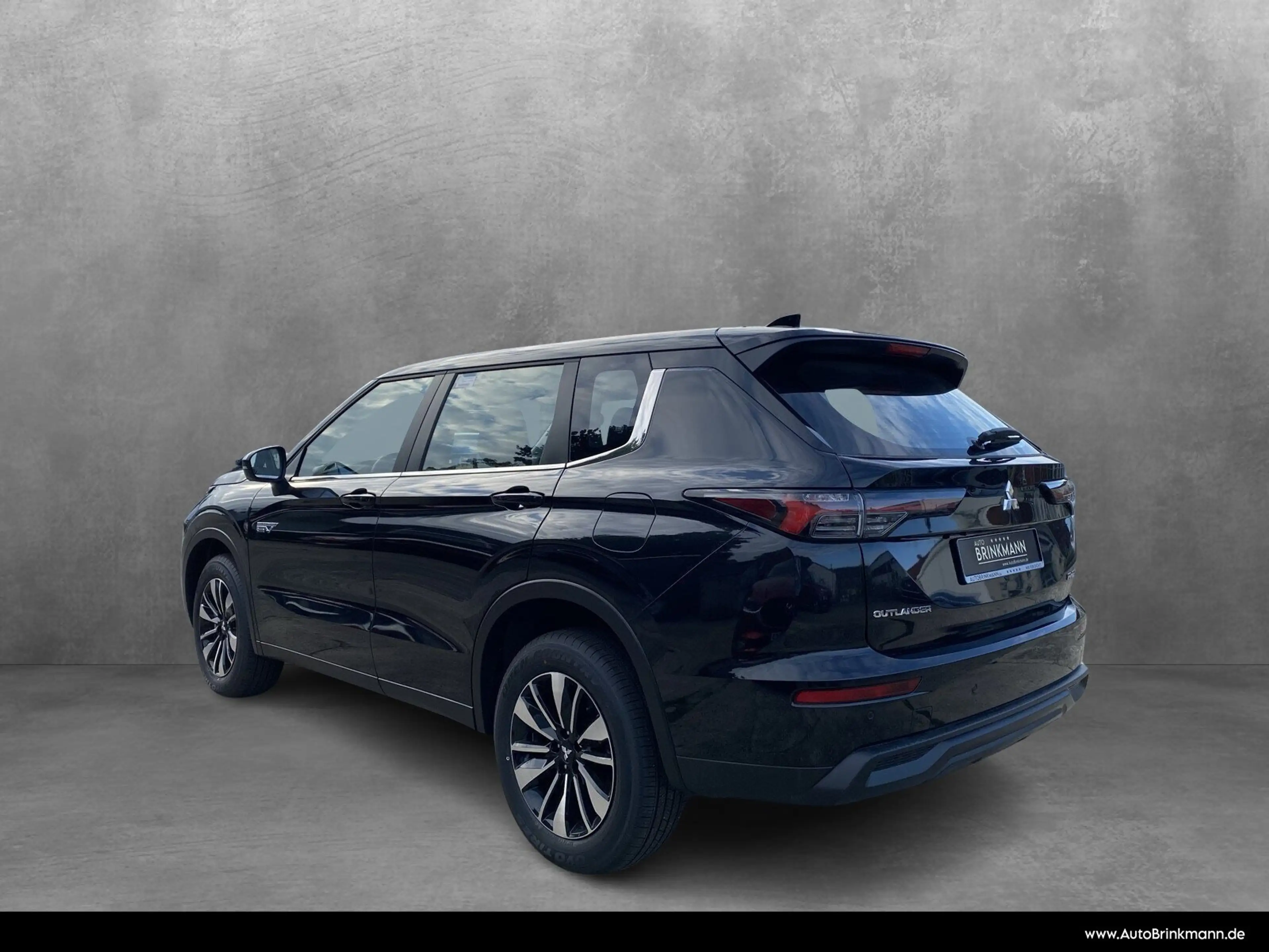 Mitsubishi Outlander Outlander 2.4l PHEV 4WD Diamant — photo 7