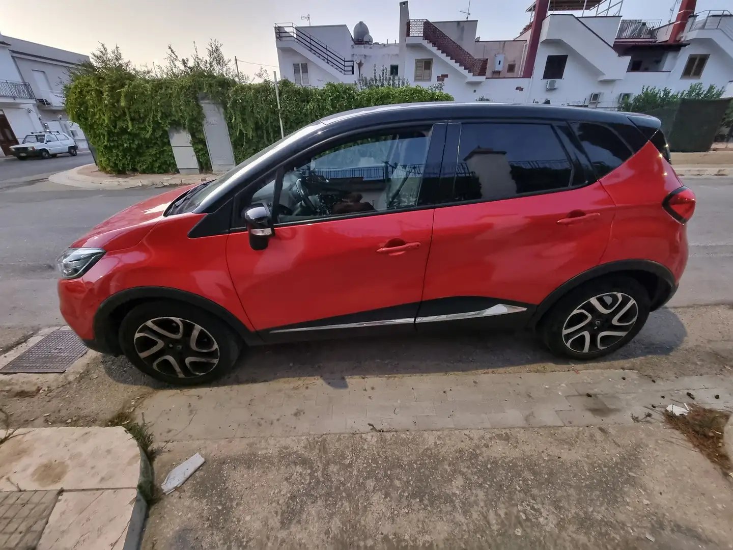 Renault Captur 2013 1.5 dci Intens (energy r-link) 90cv edc E6 Rosso - 2