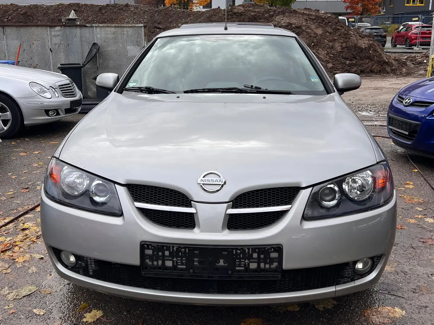 Nissan Almera Acenta Plus Srebrny - 1