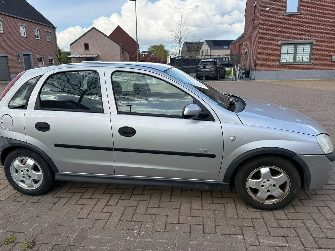 Opel Corsa 1.2i XE 16v Edition 2000, foto 1