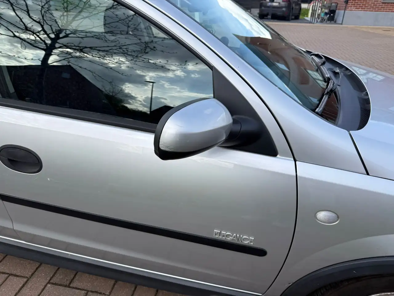 Opel Corsa 1.2i XE 16v Edition 2000, foto 2