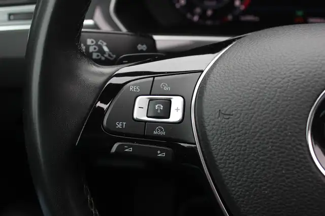 Volkswagen Tiguan view 30