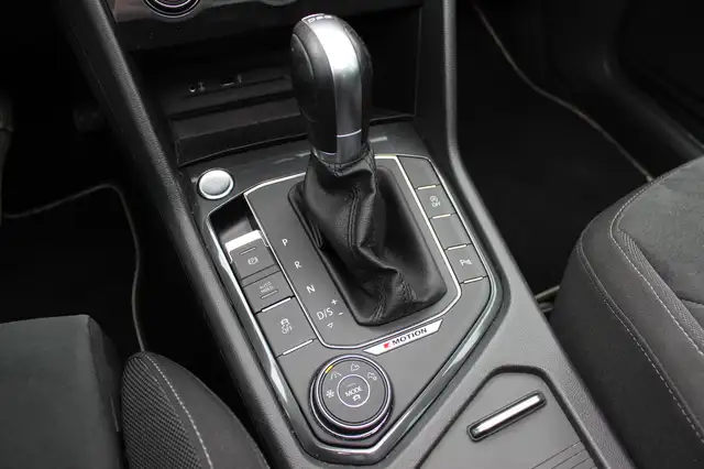 Volkswagen Tiguan view 27