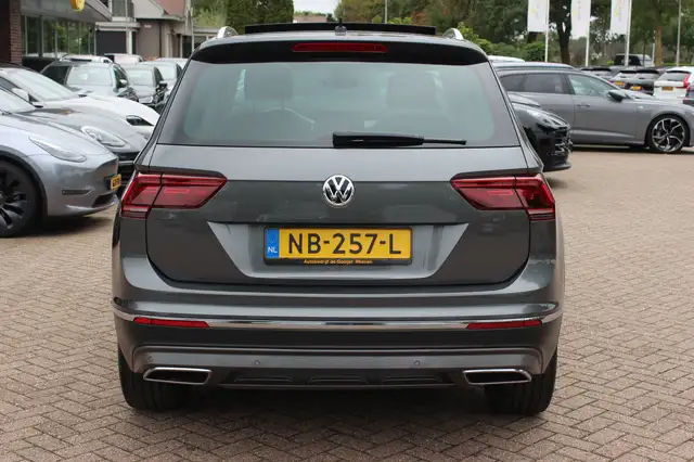 Volkswagen Tiguan view 15