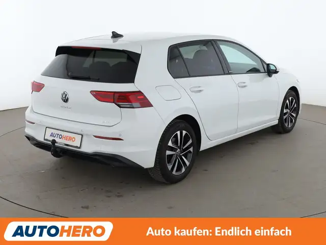 Volkswagen Golf view 6