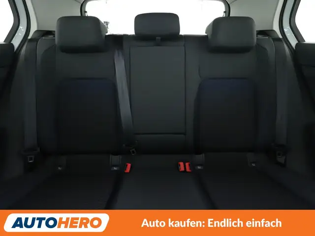Volkswagen Golf view 15