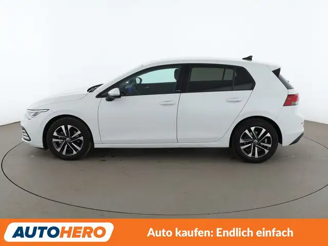 Volkswagen Golf view 3